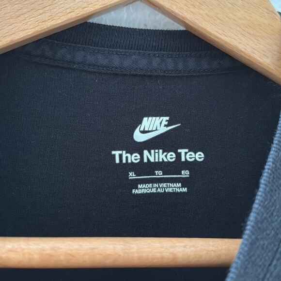 Nike Black T-Shirt with Purple 'Just Do It' Graphic Youth XL - Picture 3 of 5